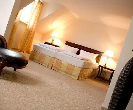 Schloss Reinach Hotel 4*